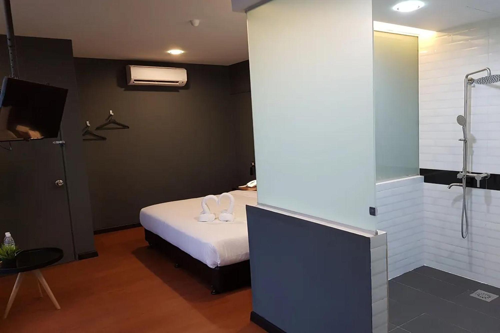 Jenjarom Boutique Hotel Banting  Eksteriør bilde